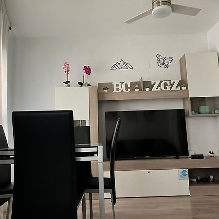 El Bc Zaragoza - Aljaferia Apartment Екстериор снимка